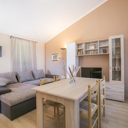 Apartment Gino Ravni Habitación foto