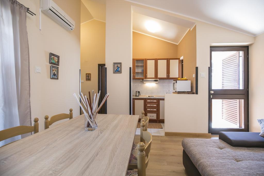 Apartment Gino Ravni Habitación foto